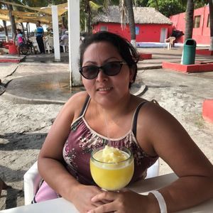Meet your Posher, Marisela